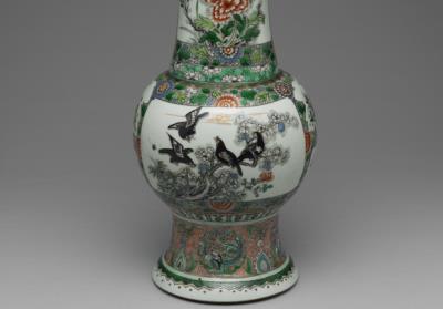 图片[3]-Vase with flowers and birds in wucai polychrome enamels, Qing dynasty, Kangxi reign, 1662-1722-China Archive